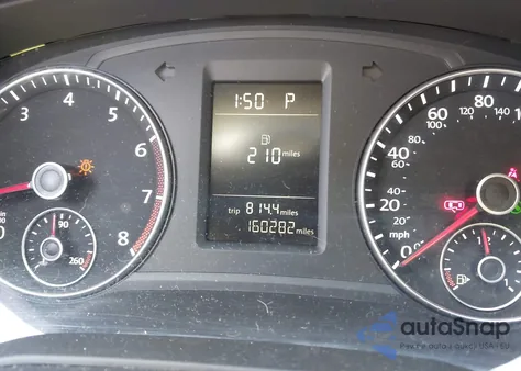 2014 Volkswagen Passat 1.8T Wolfsburg Edition z USA, uszkodzony, nr VIN 1VWAS7A35EC050329